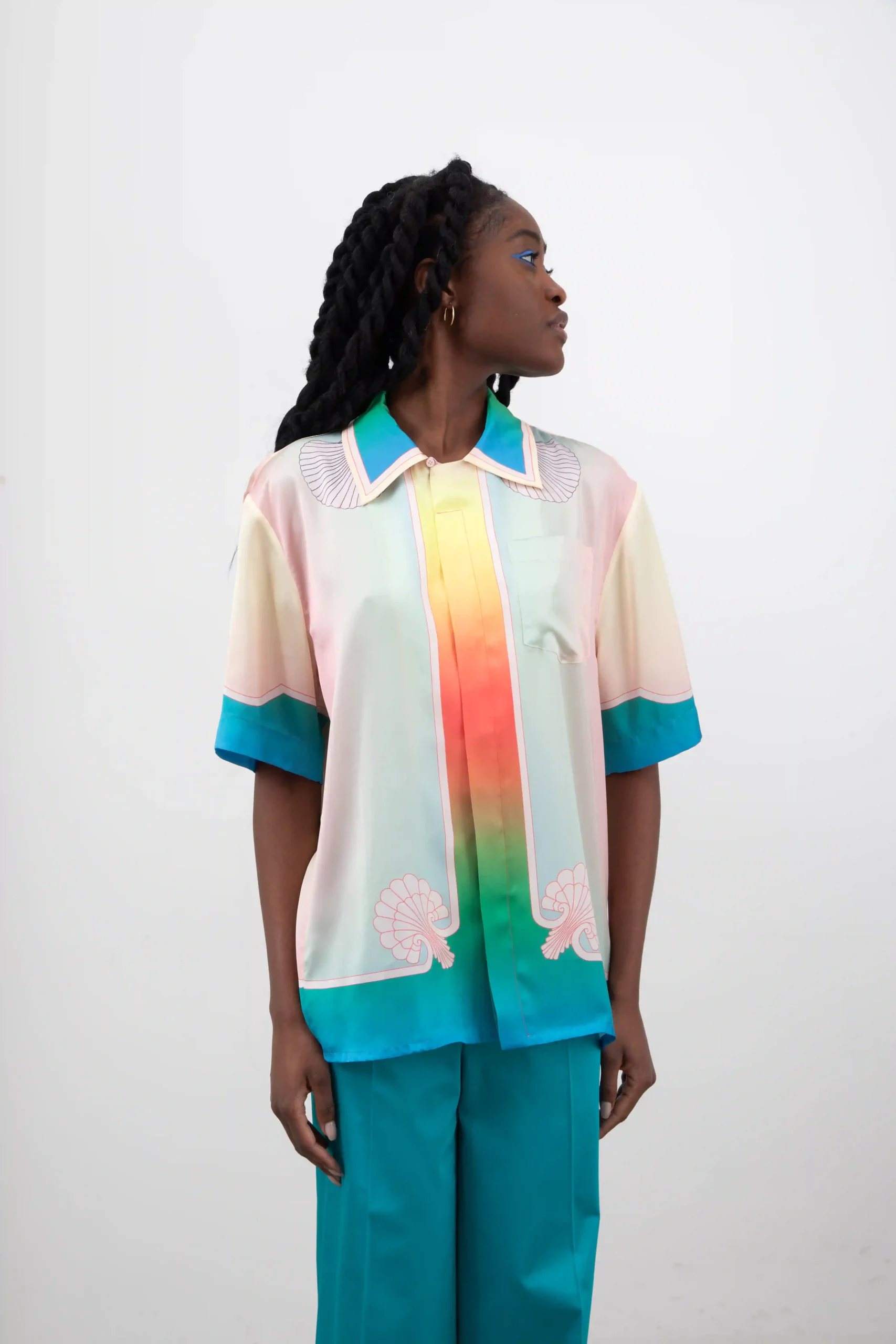 Casablanca shirt, 100% silk, multicolor print. Front with shades and shells, back with paradise beach design. Concealed button placket. Made in Italy.